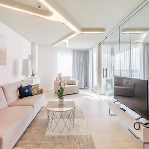 Z Widokiem Na Morze Z Aneksem Kuchennym I Basenem Ultra Marine Apartment Kolberg